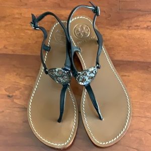 Tory Burch Violet Thong T-strap Flat Sandal Black 6M with Crystal Tory M…